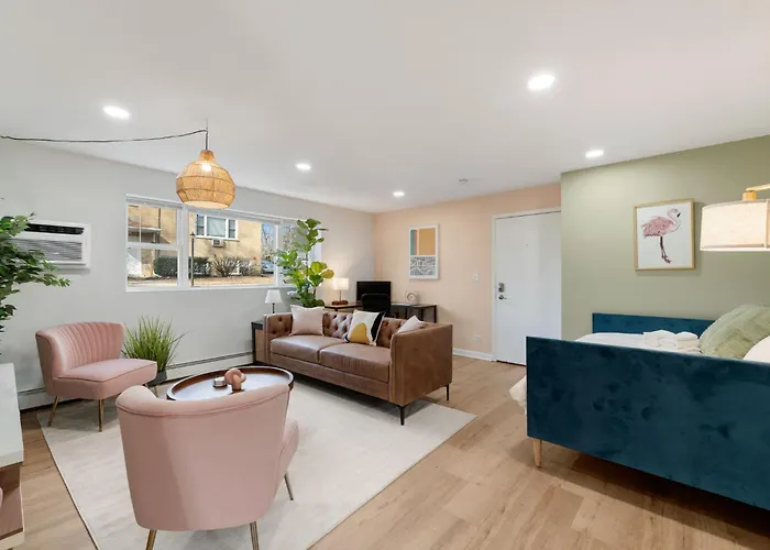 Relaxing 1 Bedroom With Free Parking Workdesk Apartment Lombard