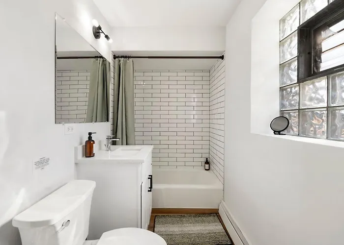Relaxing 1 Bedroom With Free Parking Workdesk *
